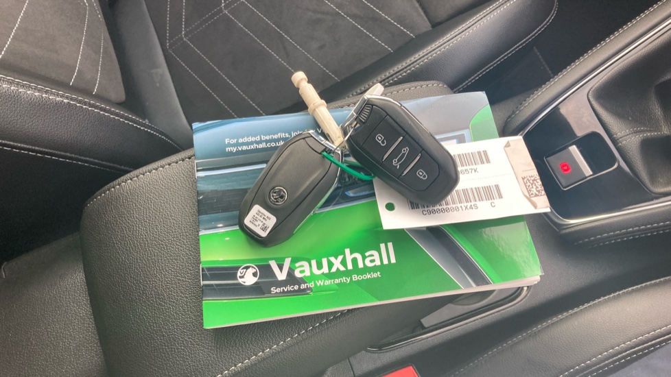 Vauxhall Grandland 1.2 Turbo Ultimate 5dr Petrol Hatchback - Image 19