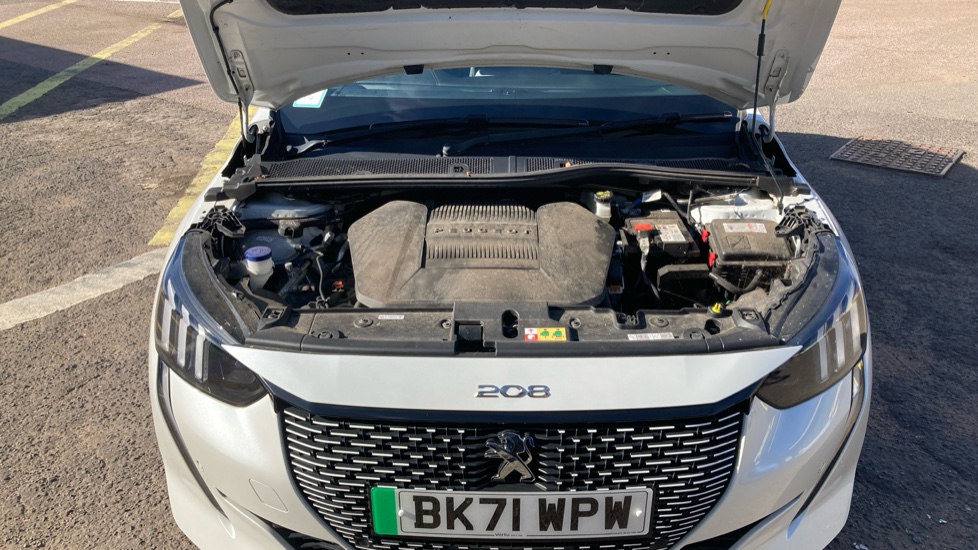 Peugeot 208 100kW GT 50kWh 5dr Auto Electric Hatchback - Image 8