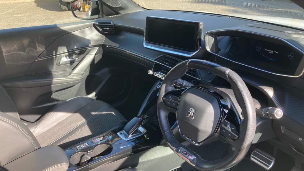 Peugeot 208 100kW GT 50kWh 5dr Auto Electric Hatchback - Image 11