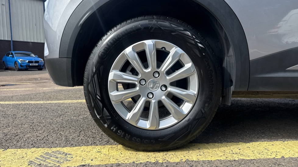 Vauxhall Mokka 1.2 Turbo 100 Design 5dr Petrol Hatchback - Image 7