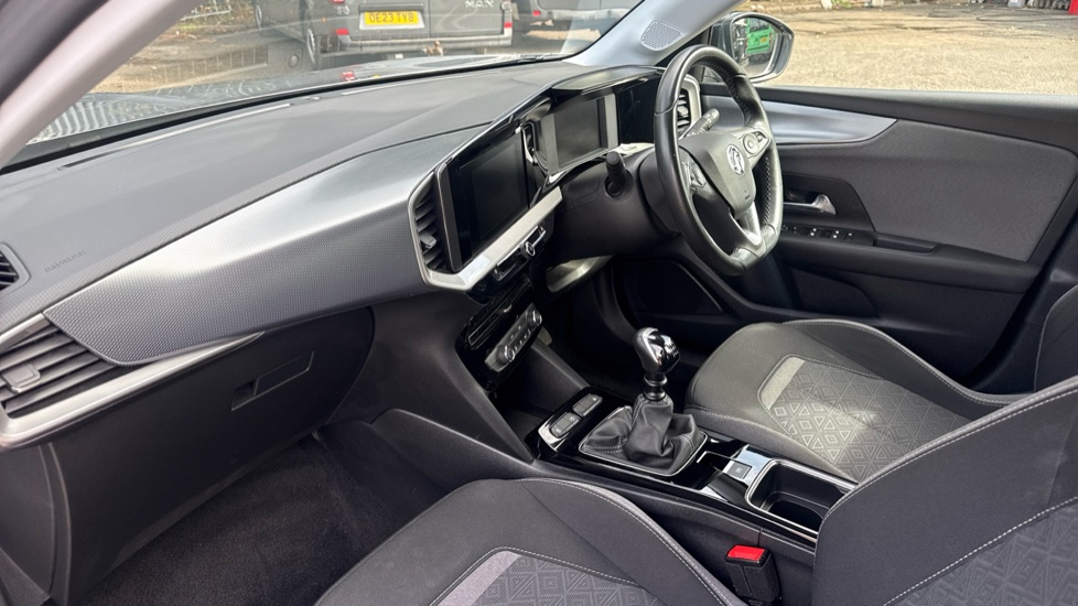 Vauxhall Mokka 1.2 Turbo 100 Design 5dr Petrol Hatchback - Image 9
