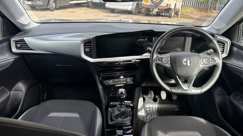 Vauxhall Mokka 1.2 Turbo 100 Design 5dr Petrol Hatchback - Image 10