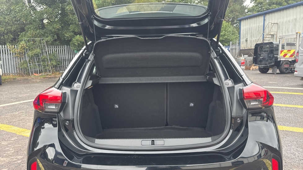 Vauxhall Corsa 1.2 GS 5dr Petrol Hatchback - Image 4