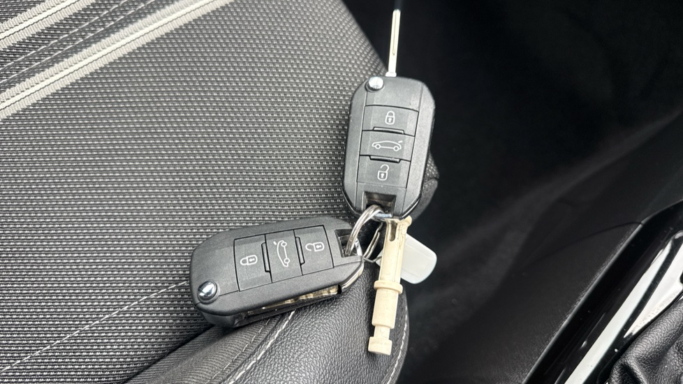 Vauxhall Corsa 1.2 GS 5dr Petrol Hatchback - Image 20