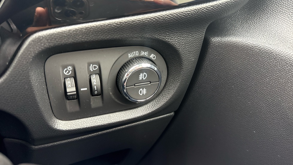 Vauxhall Corsa 1.2 GS 5dr Petrol Hatchback - Image 34