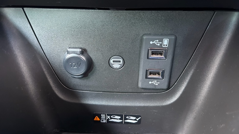 Vauxhall Crossland 1.2 Turbo GS 5dr Petrol Hatchback - Image 31