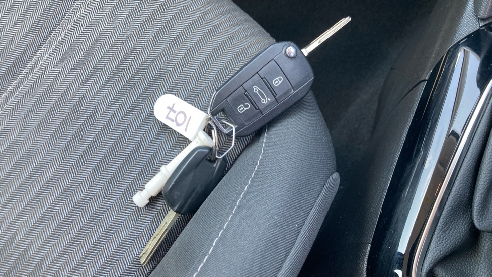 Vauxhall Corsa 1.2 SE Premium 5dr Petrol Hatchback - Image 20