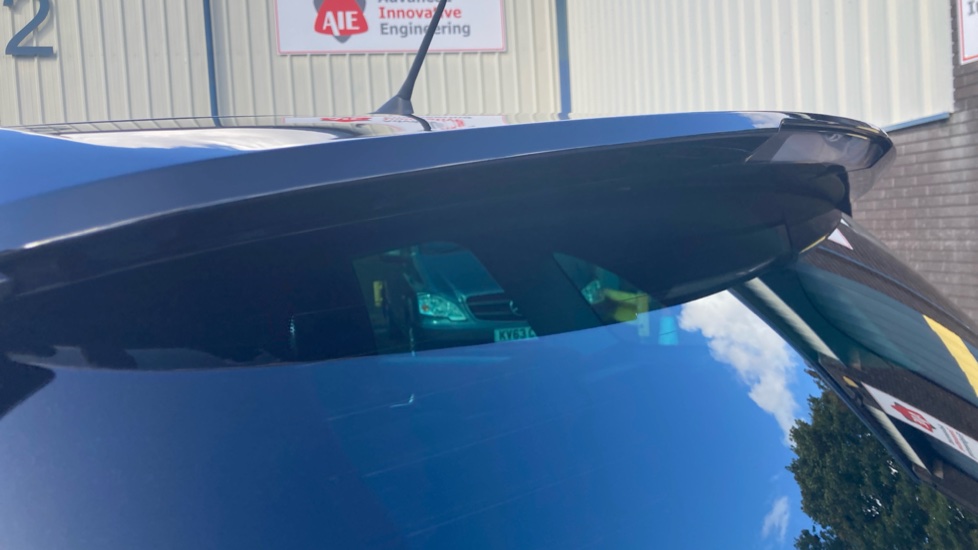 Vauxhall Crossland 1.2 Turbo Ultimate 5dr Petrol Hatchback - Image 34