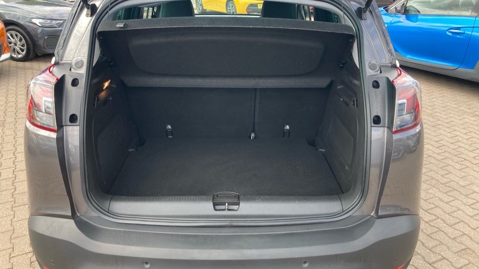Vauxhall Crossland X 1.2T [130] Elite Nav 5dr [Start Stop] Petrol Hatchback - Image 4