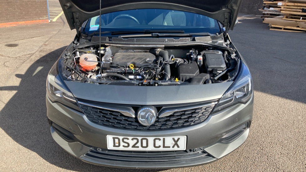 Vauxhall Astra 1.2 Turbo SRi Nav 5dr Petrol Hatchback - Image 8