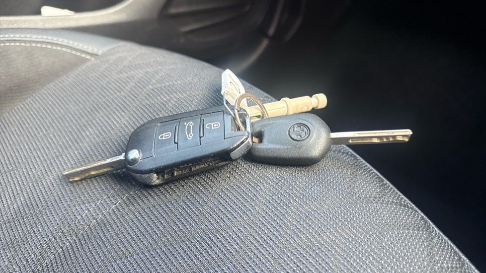 Vauxhall Corsa 1.2 Turbo Elite Nav 5dr Petrol Hatchback - Image 20