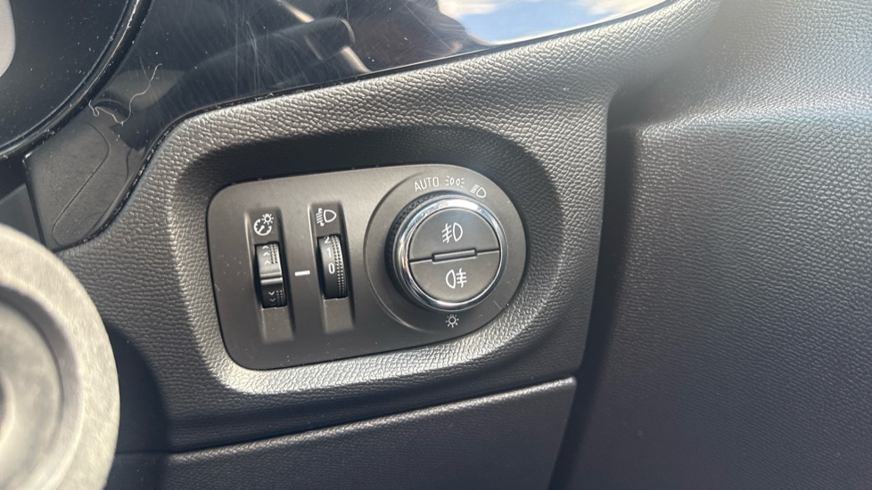 Vauxhall Corsa 1.2 Turbo Elite Nav 5dr Petrol Hatchback - Image 36
