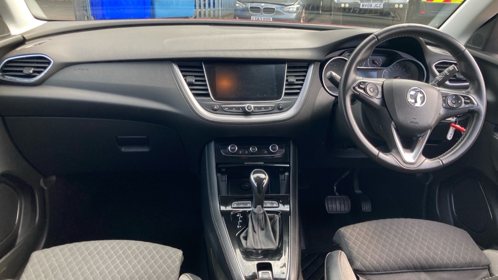 Vauxhall Grandland X 1.2 Turbo SRi Nav 5dr Auto Petrol Hatchback - Image 10