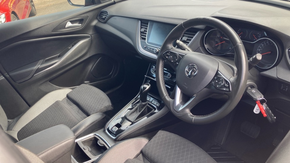 Vauxhall Grandland X 1.2 Turbo SRi Nav 5dr Auto Petrol Hatchback - Image 11