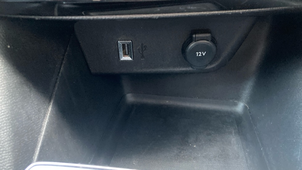 Vauxhall Mokka 100kW GS 50kWh 5dr Auto Electric Hatchback - Image 28