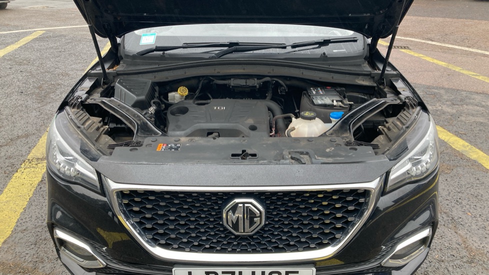 MG HS 1.5 T-GDI Excite 5dr Petrol Hatchback - Image 8