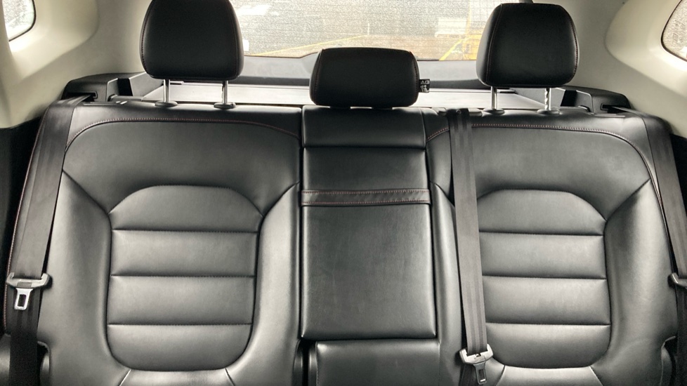 MG HS 1.5 T-GDI Excite 5dr Petrol Hatchback - Image 15