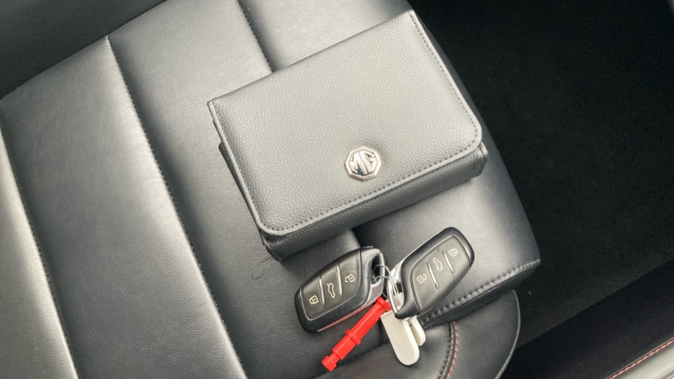 MG HS 1.5 T-GDI Excite 5dr Petrol Hatchback - Image 19