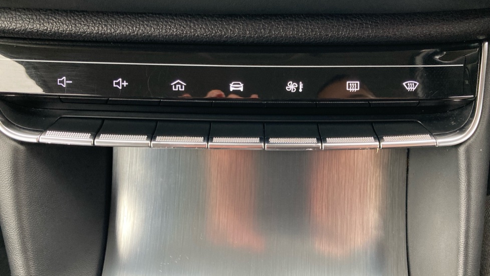 MG HS 1.5 T-GDI Excite 5dr Petrol Hatchback - Image 26