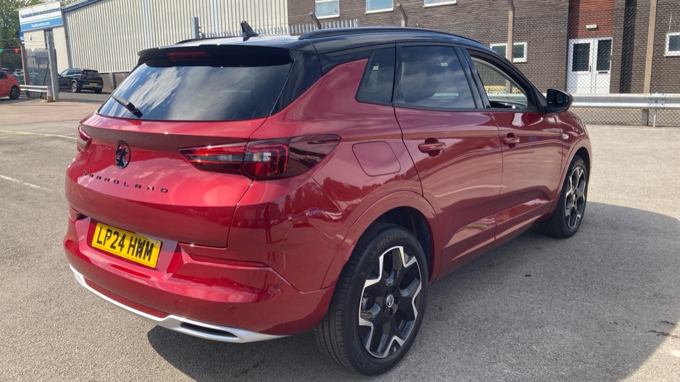 Vauxhall Grandland 1.2 Turbo Ultimate 5dr Petrol Hatchback - Image 29