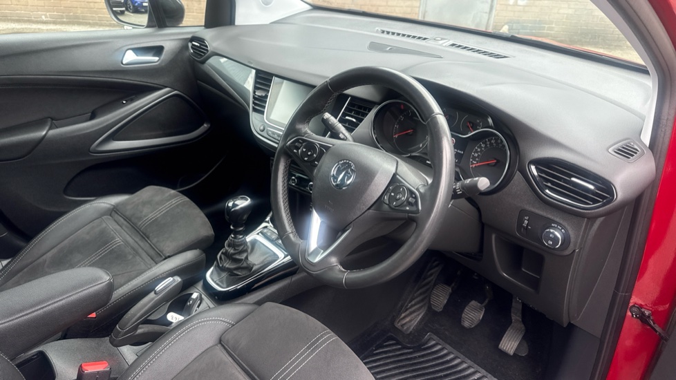 Vauxhall Crossland 1.2 Turbo Ultimate 5dr Petrol Hatchback - Image 11