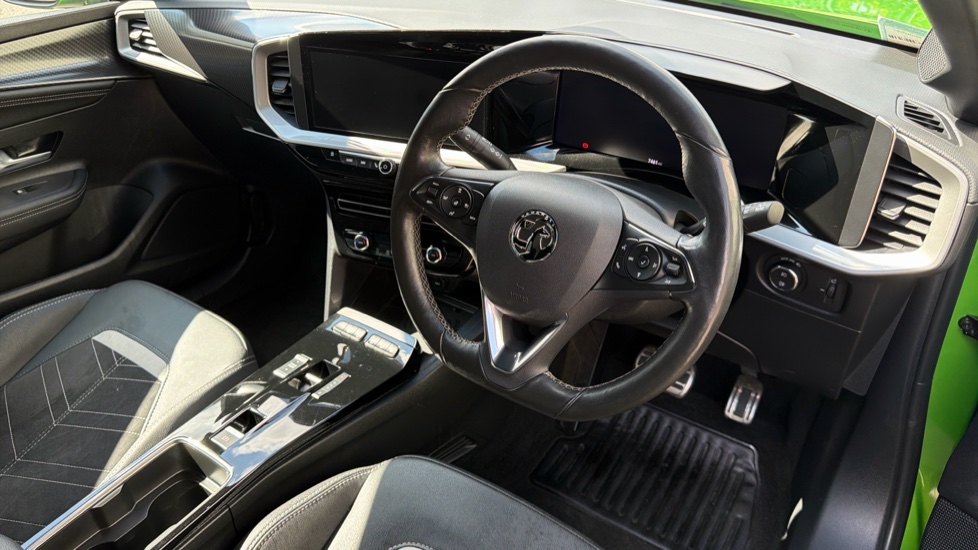 Vauxhall Mokka 100kW Ultimate 50kWh 5dr Auto Electric Hatchback - Image 11