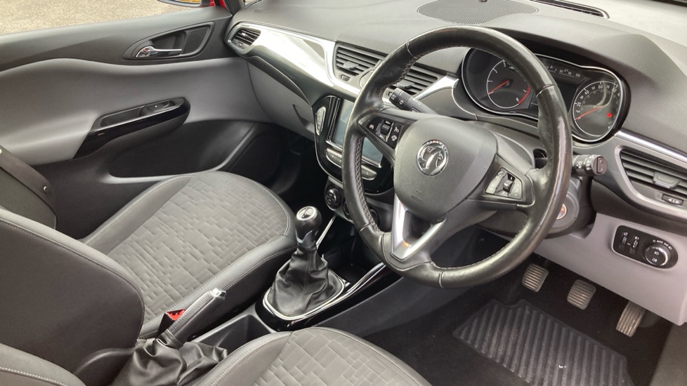 Vauxhall Corsa 1.4 SE Nav 5dr Petrol Hatchback - Image 11
