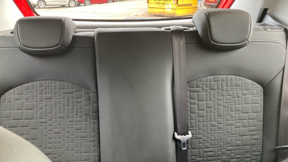 Vauxhall Corsa 1.4 SE Nav 5dr Petrol Hatchback - Image 15