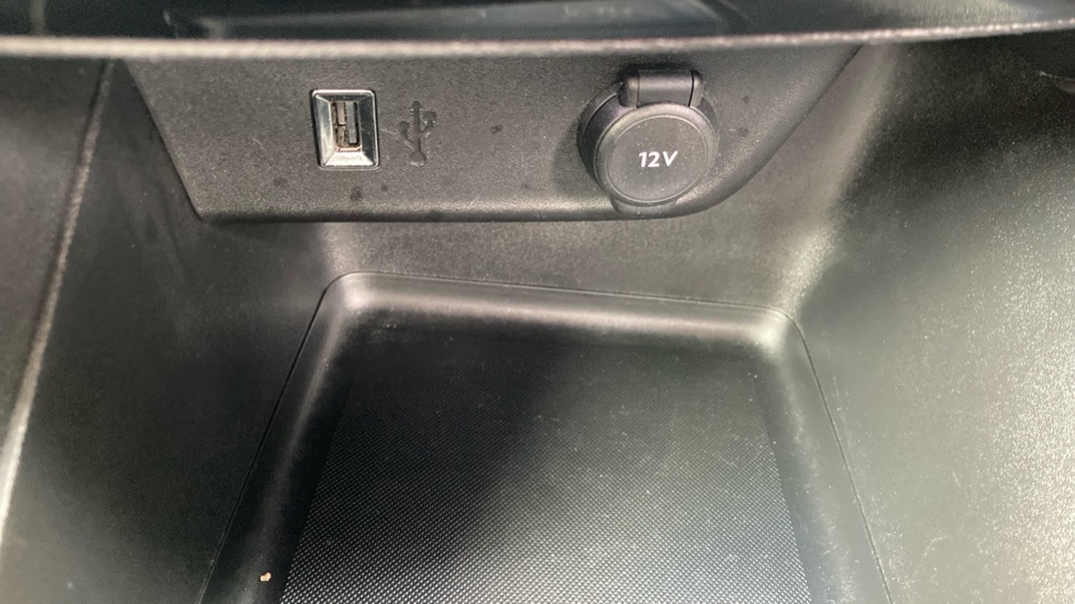 Vauxhall Mokka 1.2 Turbo 100 SRi 5dr Petrol Hatchback - Image 35