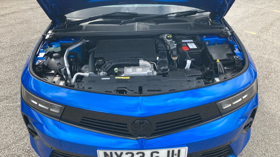 Vauxhall Astra 1.2 Turbo 130 GS 5dr Petrol Estate - Image 8