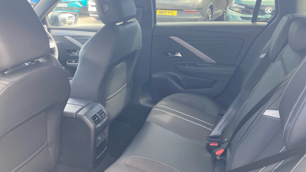 Vauxhall Astra 1.2 Turbo 130 GS 5dr Petrol Estate - Image 16