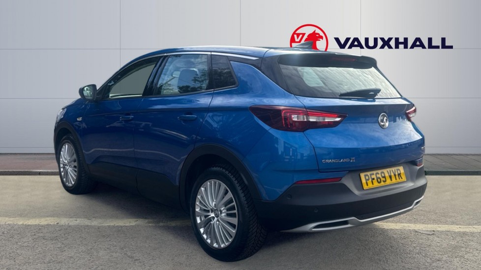 Vauxhall Grandland X 1.2 Turbo Business Edition Nav 5dr Petrol Hatchback - Image 2