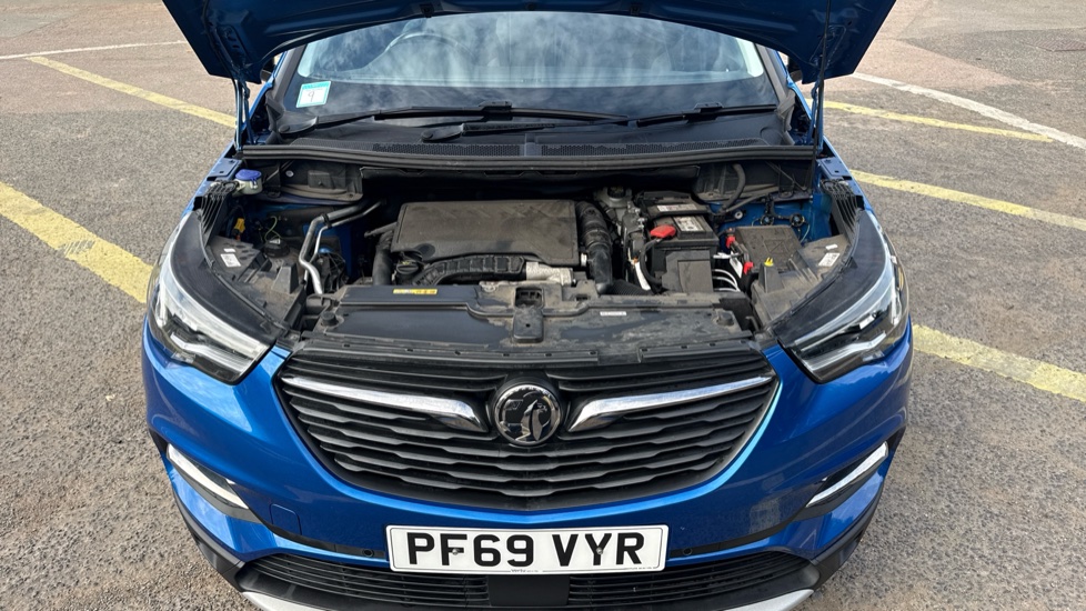 Vauxhall Grandland X 1.2 Turbo Business Edition Nav 5dr Petrol Hatchback - Image 8