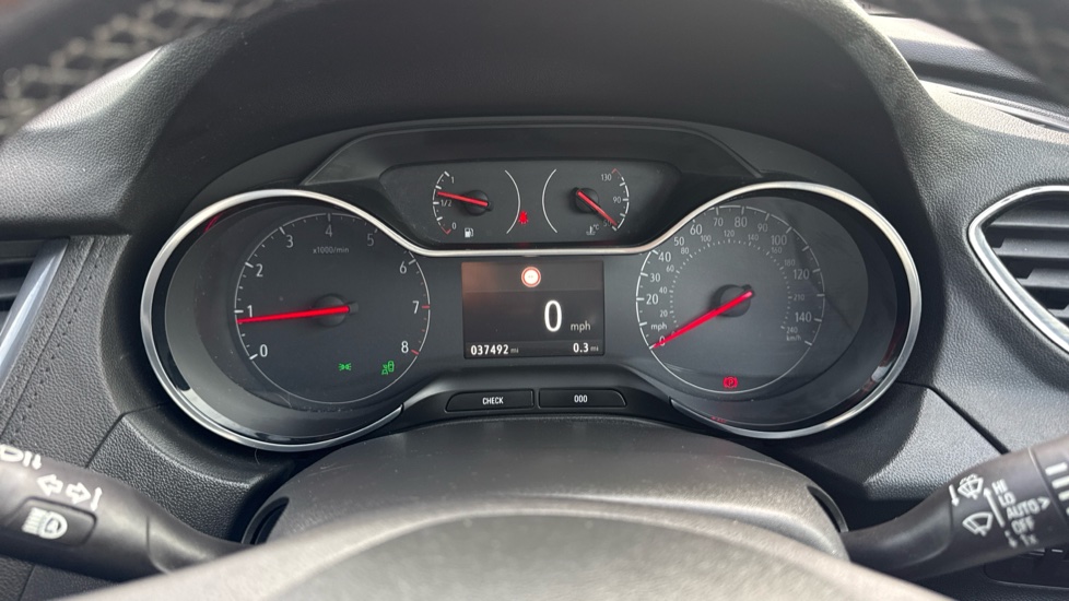 Vauxhall Grandland X 1.2 Turbo Business Edition Nav 5dr Petrol Hatchback - Image 18