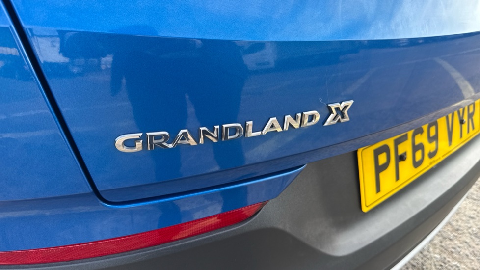 Vauxhall Grandland X 1.2 Turbo Business Edition Nav 5dr Petrol Hatchback - Image 26