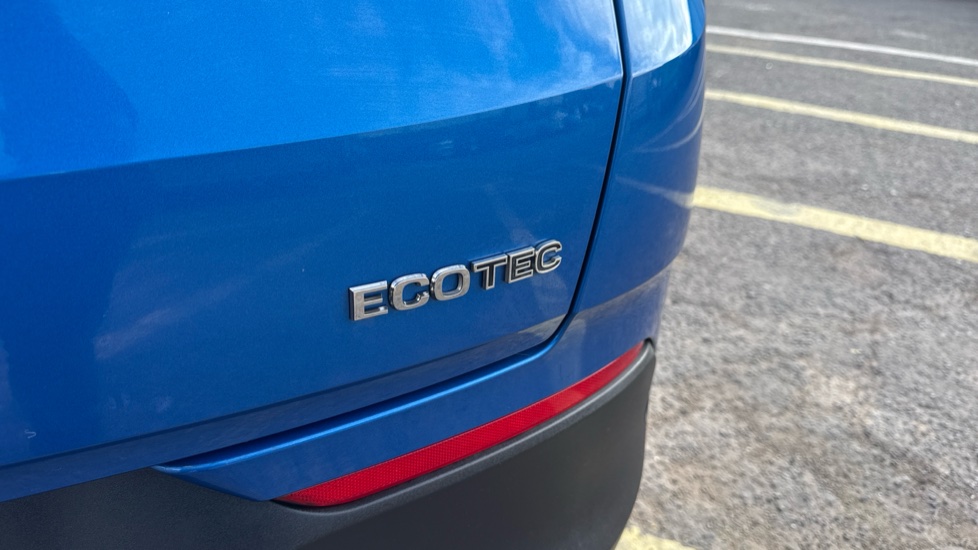 Vauxhall Grandland X 1.2 Turbo Business Edition Nav 5dr Petrol Hatchback - Image 28