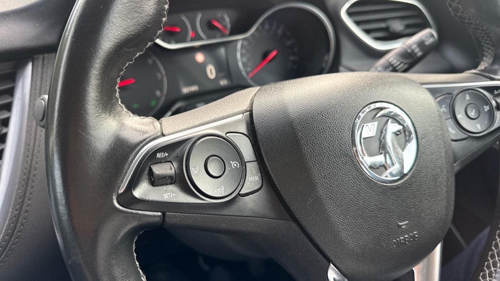 Vauxhall Grandland X 1.2 Turbo Business Edition Nav 5dr Petrol Hatchback - Image 31