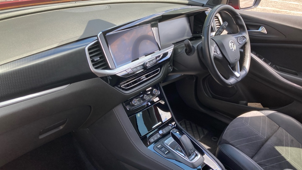 Vauxhall Grandland 1.2 Turbo Ultimate 5dr Auto Petrol Hatchback - Image 9