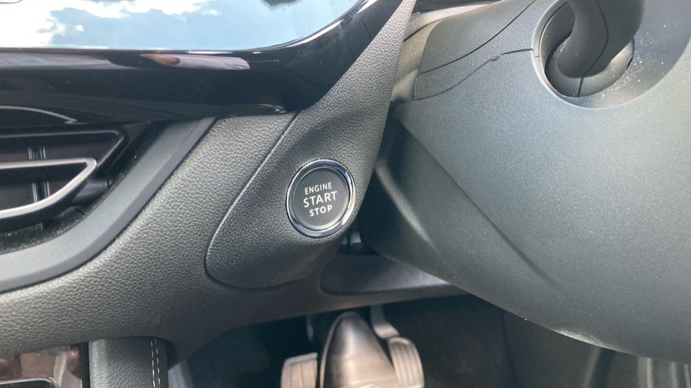 Vauxhall Grandland 1.2 Turbo Ultimate 5dr Auto Petrol Hatchback - Image 32