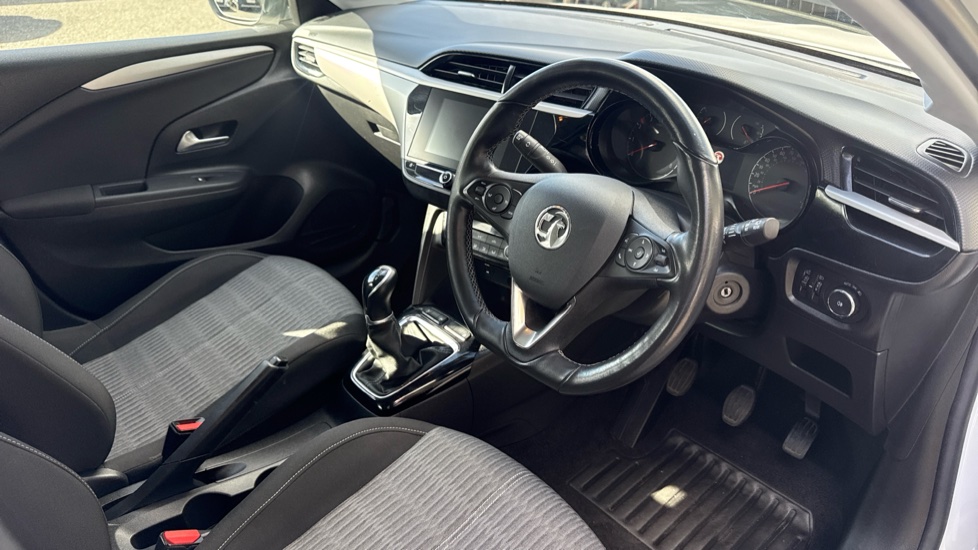 Vauxhall Corsa 1.2 SE 5dr Petrol Hatchback - Image 11
