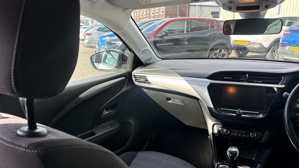 Vauxhall Corsa 1.2 SE 5dr Petrol Hatchback - Image 14