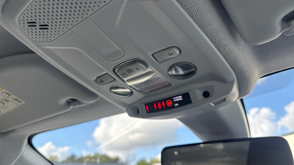Vauxhall Corsa 1.2 SE 5dr Petrol Hatchback - Image 37