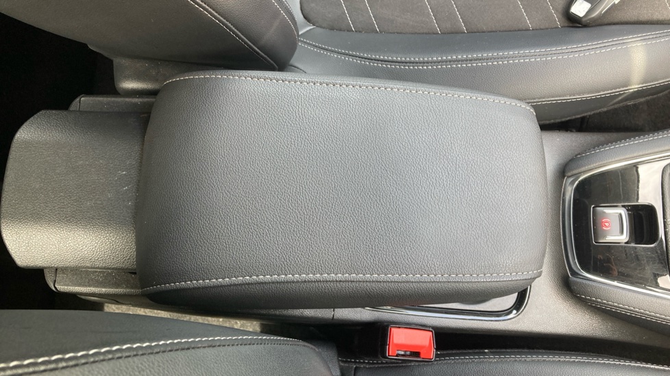 Vauxhall Grandland 1.2 Turbo Ultimate 5dr Petrol Hatchback - Image 34
