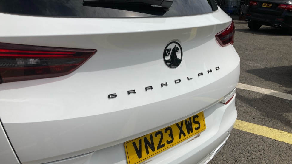 Vauxhall Grandland 1.2 Turbo Ultimate 5dr Petrol Hatchback - Image 38