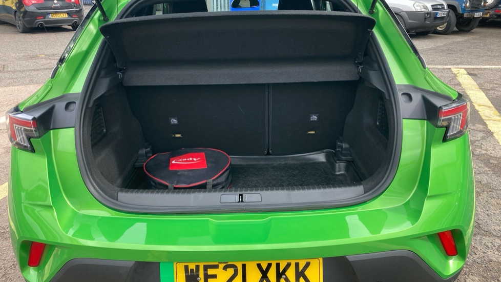 Vauxhall Mokka 100kW Launch Edition 50kWh 5dr Auto Electric Hatchback - Image 4