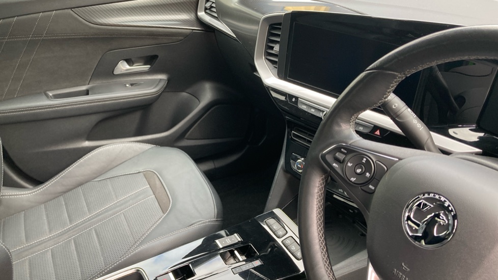 Vauxhall Mokka 100kW Launch Edition 50kWh 5dr Auto Electric Hatchback - Image 14
