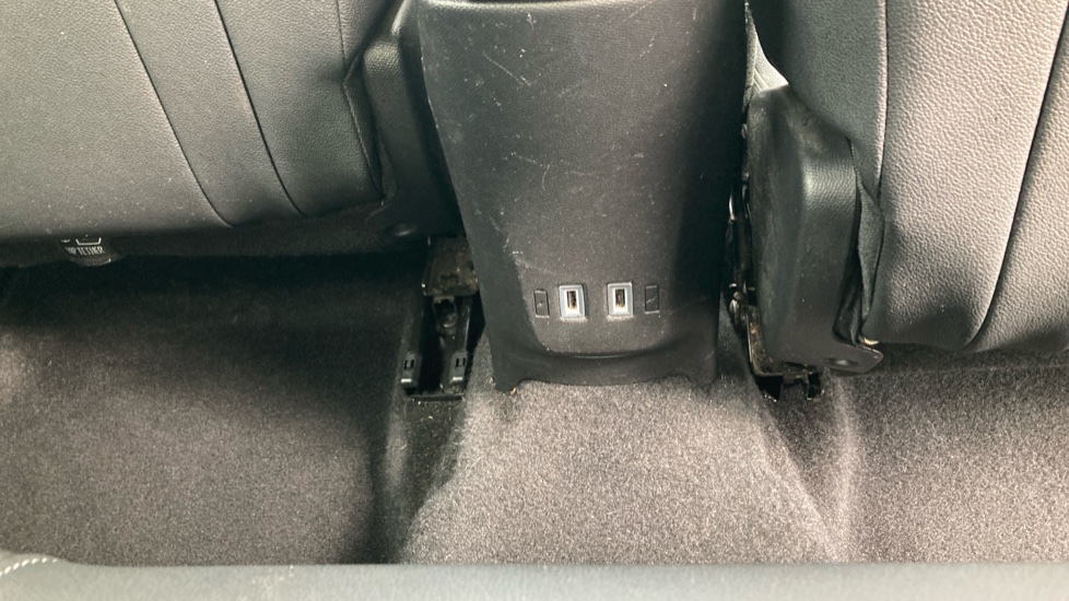 Vauxhall Mokka 100kW Launch Edition 50kWh 5dr Auto Electric Hatchback - Image 38