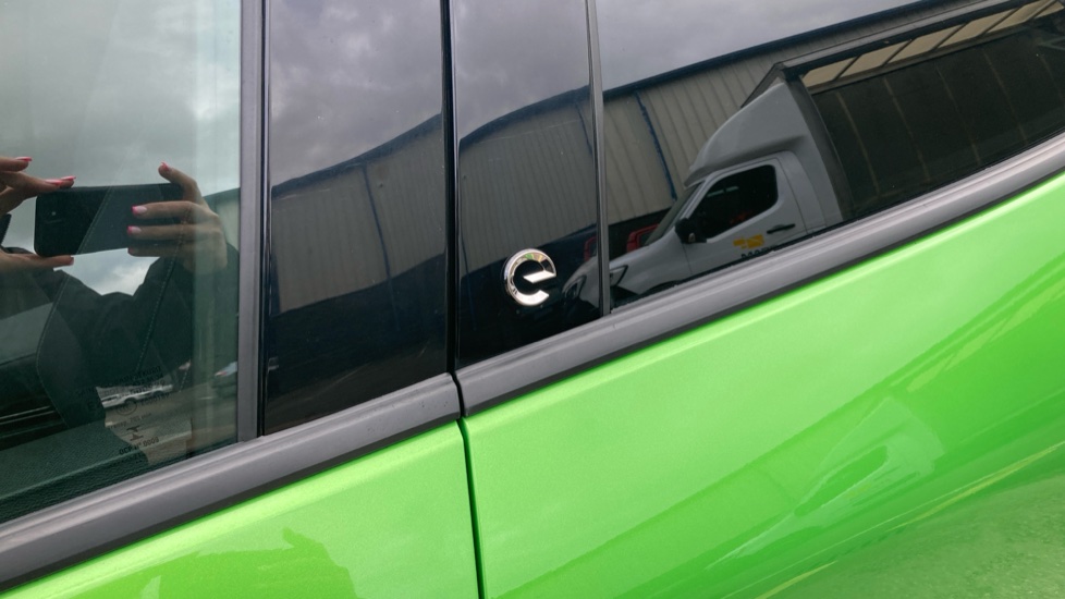 Vauxhall Mokka 100kW Launch Edition 50kWh 5dr Auto Electric Hatchback - Image 42