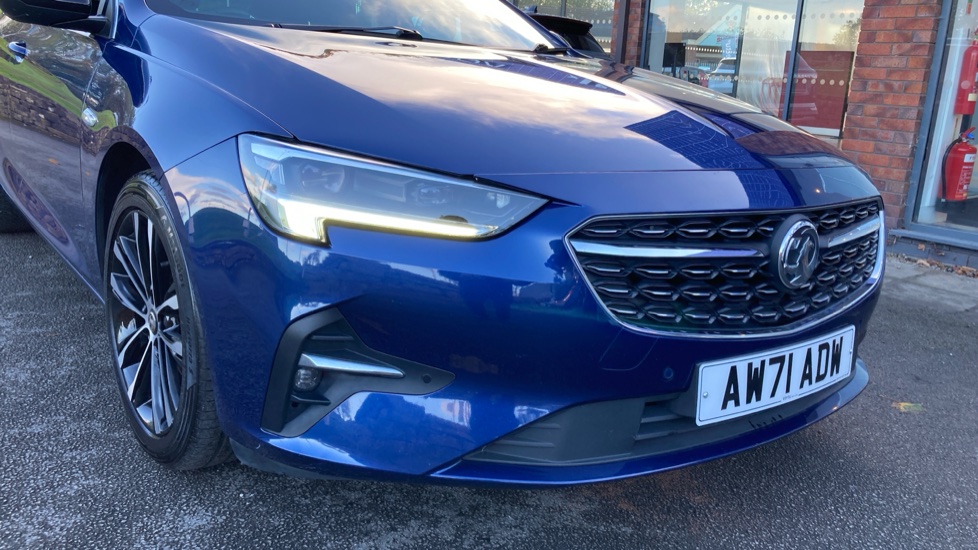 Vauxhall Insignia 1.5 Turbo D Ultimate Nav 5dr Diesel Hatchback - Image 33