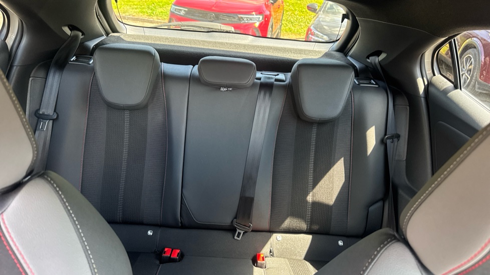 Vauxhall Mokka 100kW GS 50kWh 5dr Auto Electric Hatchback - Image 15